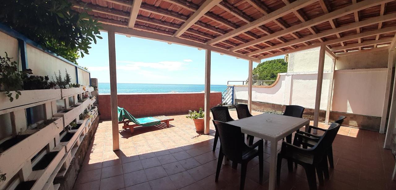 Beach House Buljarica Petrovac Kültér fotó