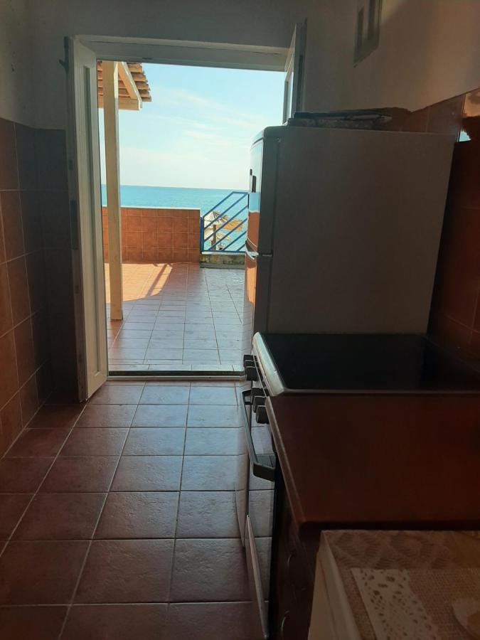 Beach House Buljarica Petrovac Kültér fotó